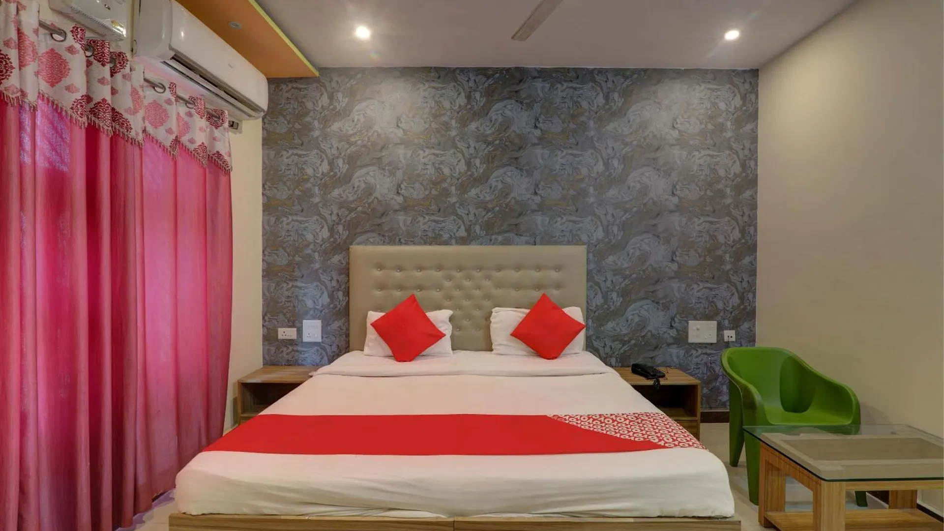 Hotel O Kriti Green Varanasi 4*,  Hindistan